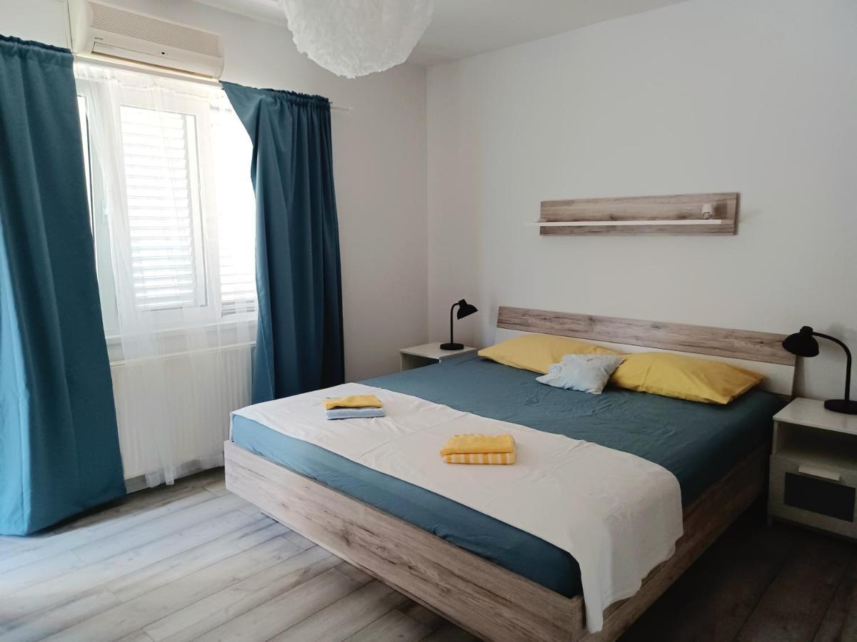 Apartmani Ramesa Murter Eksteriør billede